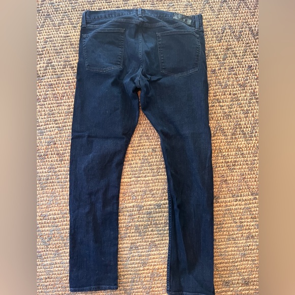 Polo jeans.  This classic look   Is a must in everyone’s closet. 36x32 - Picture 3 of 5